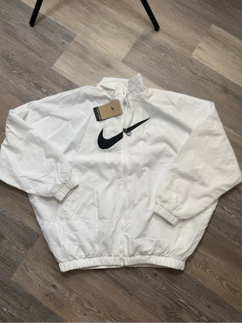 Nike Essential Oversized Windrunner Woven Jacket - White